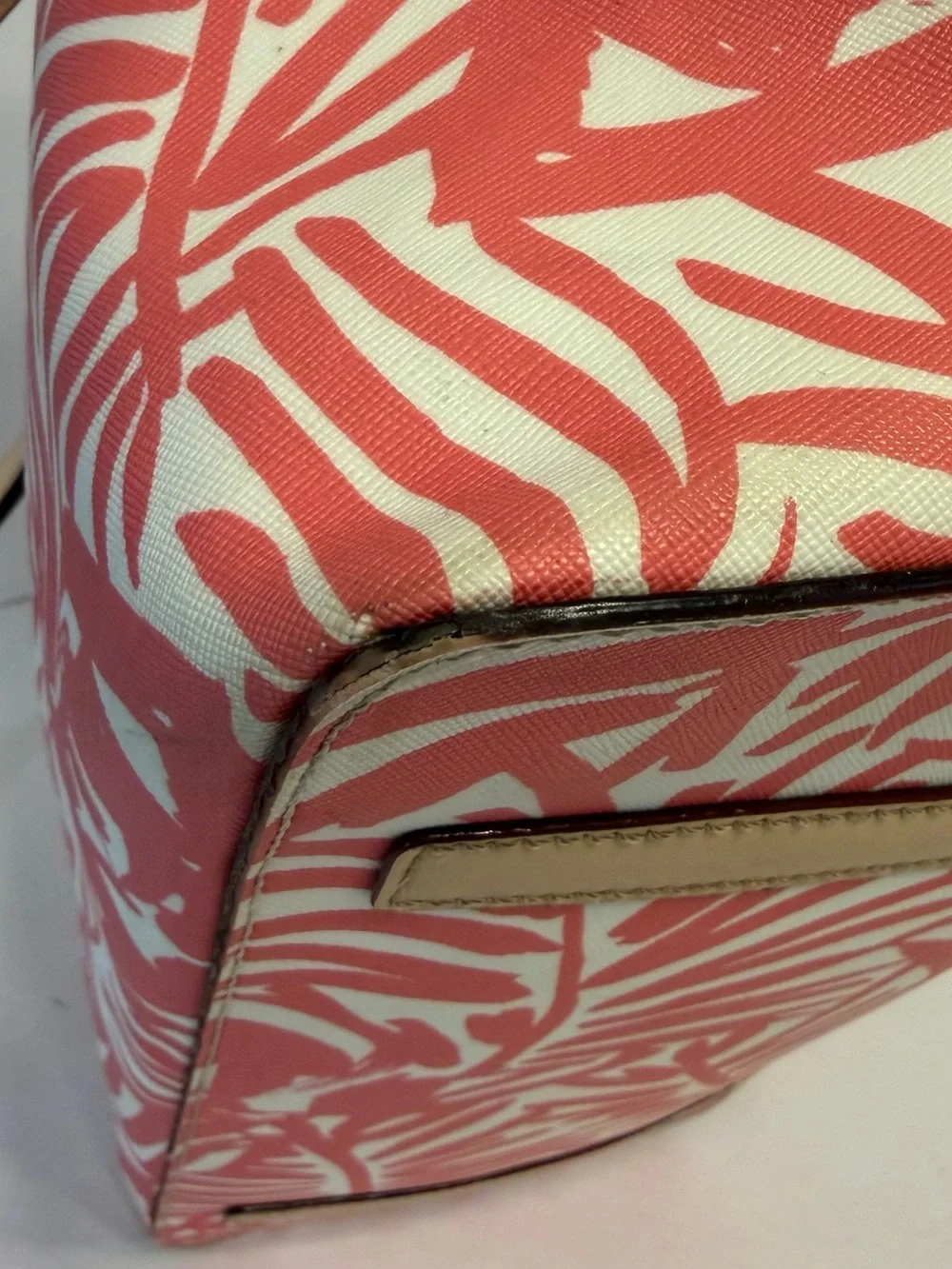 Kate Spade New York Grant Street Grainy Vinyl Jules Tote Bag